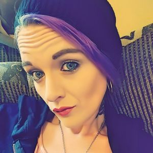 Meet your Posher, Cortney